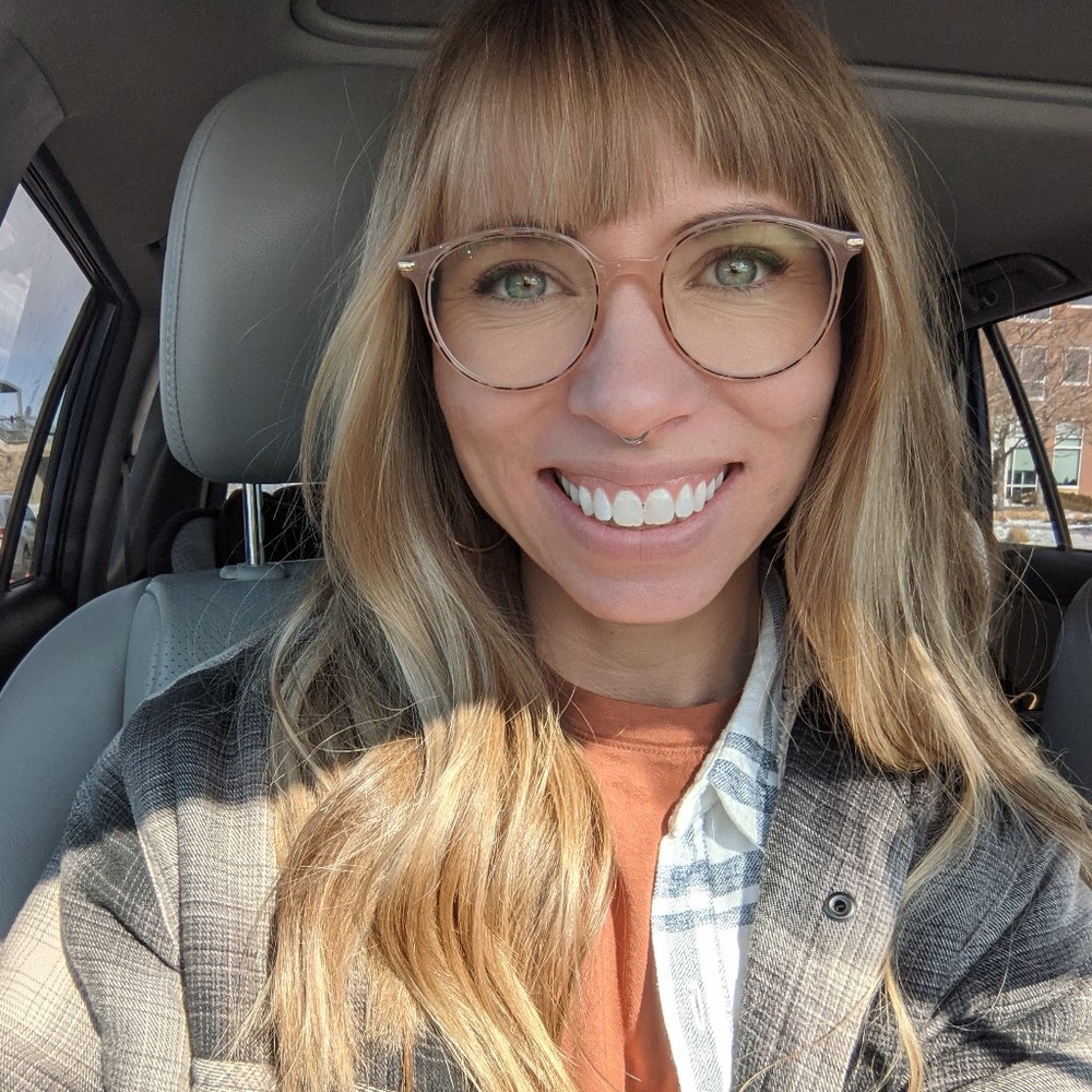 Meet your Posher, Jeana